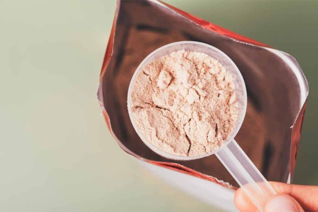 گینر چیست|آیا گینرهای عضله‌ساز خطرناک است؟